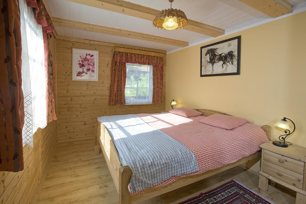 Das Altsteirische Landhaus - La Maison De Pronegg - Feriendomizil Im Biosphaerenpark Wienerwald Pressbaum Quarto foto